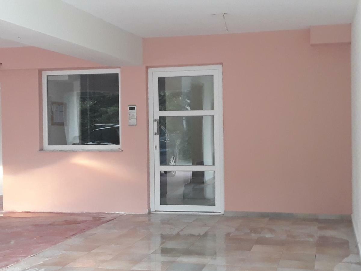Tassos Apartment Nea Michaniona Bagian luar foto