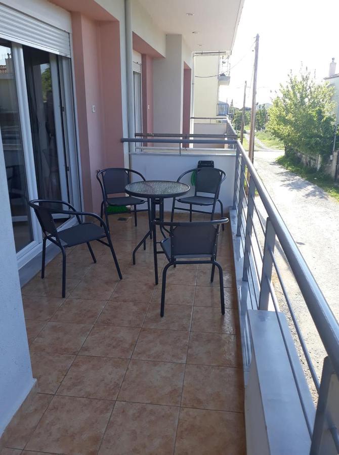 Tassos Apartment Nea Michaniona Bagian luar foto